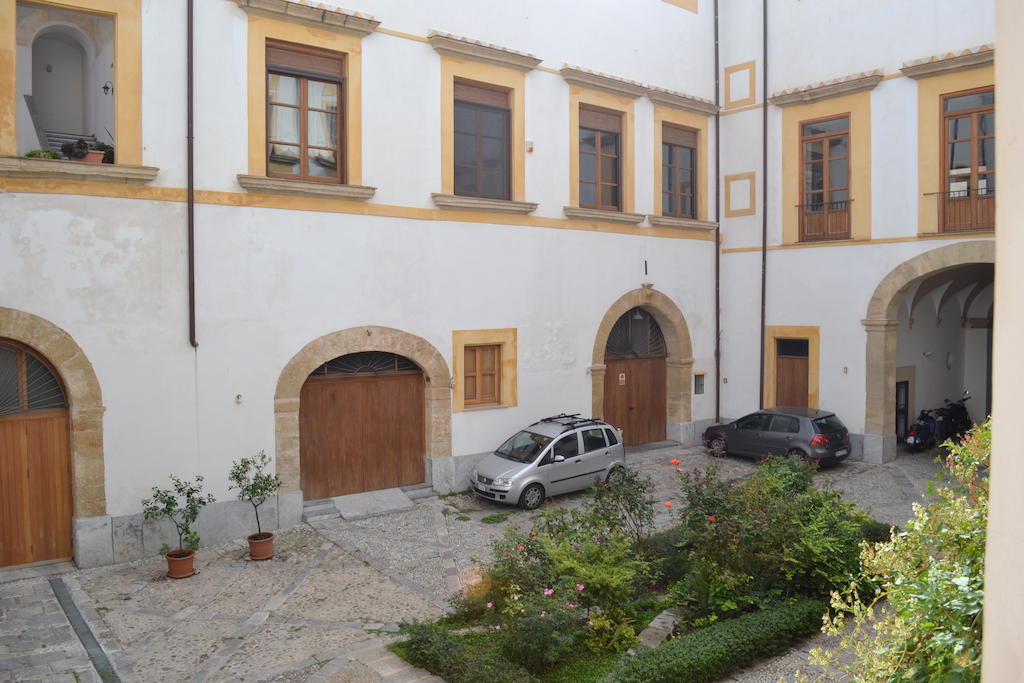 Home Resuttano Palermo Exterior photo